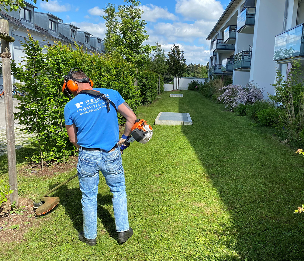 redkin-hausmeisterservice-gruenanlage-bild-1